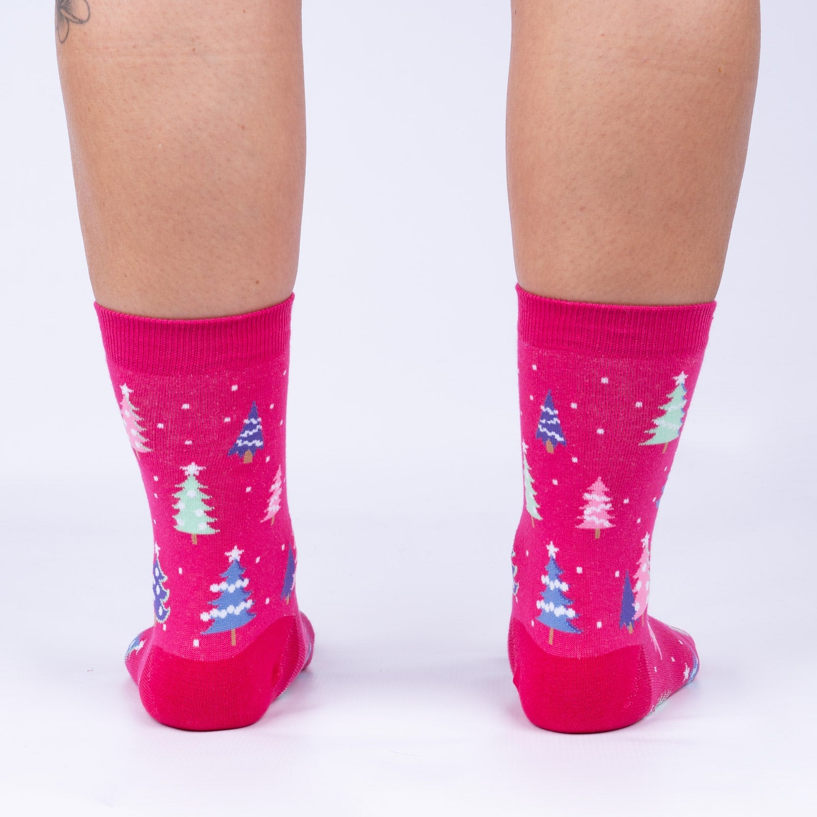 Feelin' Pine Crew Socks